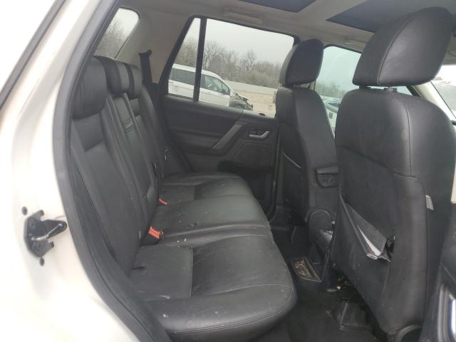 SALFR2BN3AH193647 - 2010 LAND ROVER LR2 HSE 白色 照片 11