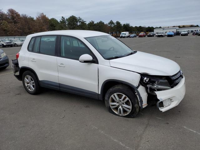 WVGBV7AX1CW530411 - 2012 VOLKSWAGEN TIGUAN S WHITE photo 4