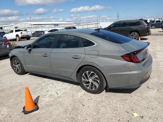 KMHL24JJ4LA015813 - 2020 HYUNDAI SONATA HYBRID GRAY photo 2