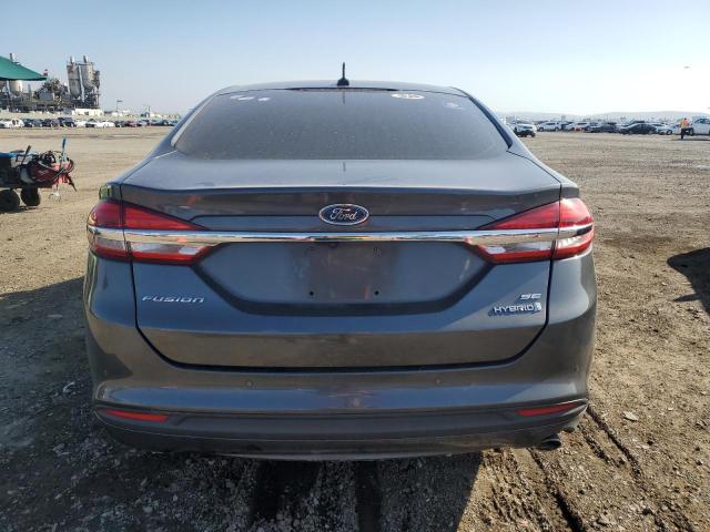 3FA6P0LU8JR281377 - 2018 FORD FUSION SE HYBRID CHARCOAL photo 6