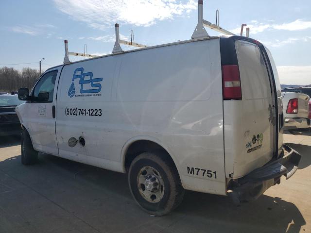 1GCGG25KX81228982 - 2008 CHEVROLET EXPRESS G2 WHITE photo 2