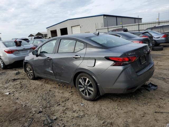 3N1CN8EVXML881173 - 2021 NISSAN VERSA SV GRAY photo 2