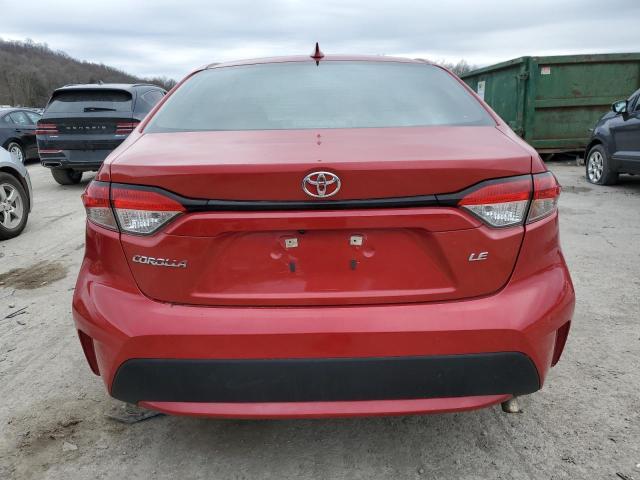 5YFEPMAE6MP256996 - 2021 TOYOTA COROLLA LE RED photo 6