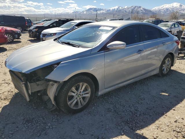 5NPEB4AC4EH816977 - 2014 HYUNDAI SONATA GLS SILVER photo 1