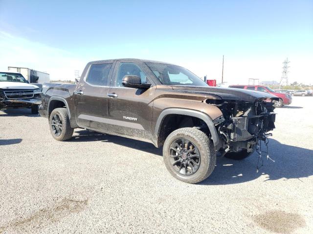 5TFJA5DB3NX022485 - 2022 TOYOTA TUNDRA CREWMAX LIMITED BROWN photo 4