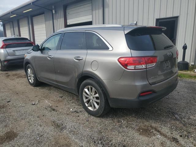 5XYPGDA38JG408770 - 2018 KIA SORENTO LX GRAY photo 2