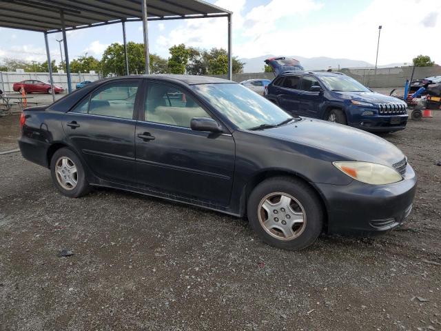 4T1BF32K63U055228 - 2003 TOYOTA CAMRY LE BLACK photo 4