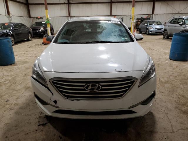 5NPE24AF4GH354952 - 2016 HYUNDAI SONATA SE WHITE photo 5