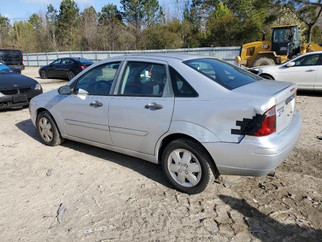 1FAFP34N37W355206 - 2007 FORD FOCUS ZX4 SILVER photo 2