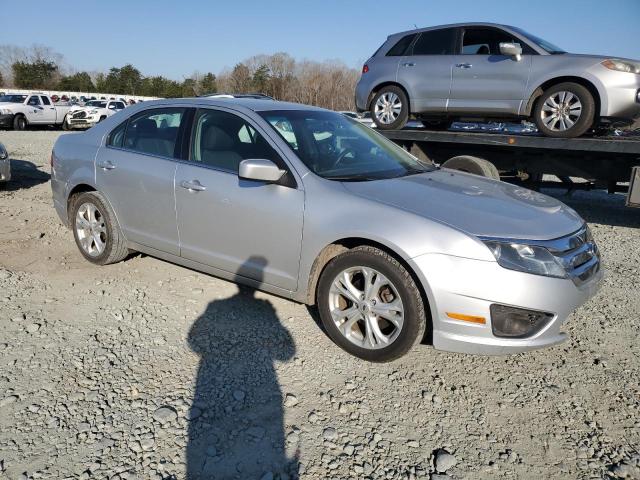 3FAHP0HA1CR290819 - 2012 FORD FUSION SE SILVER photo 4