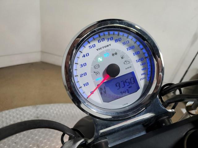 5VPLB36N6G3046583 - 2016 VICTORY MOTORCYCLES GUNNER Yaşıl foto 8