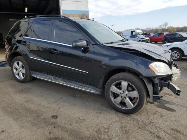 4JGBB8GB3BA675343 - 2011 MERCEDES-BENZ ML 350 4MATIC BLACK photo 4