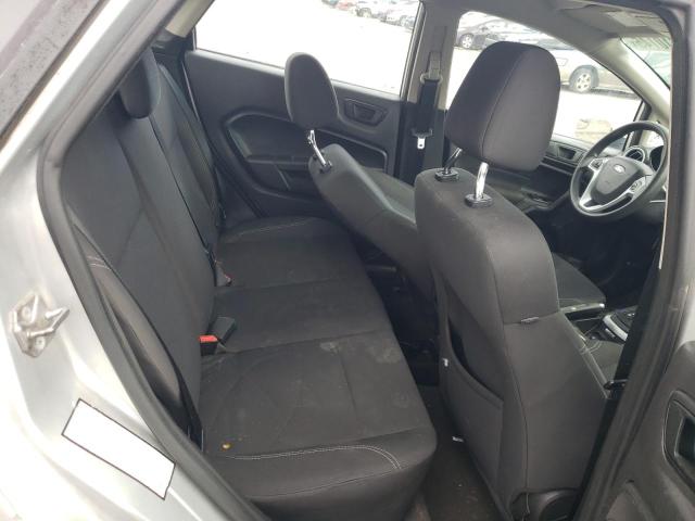 3FADP4BJXKM123837 - 2019 FORD FIESTA SE 白色 照片 10