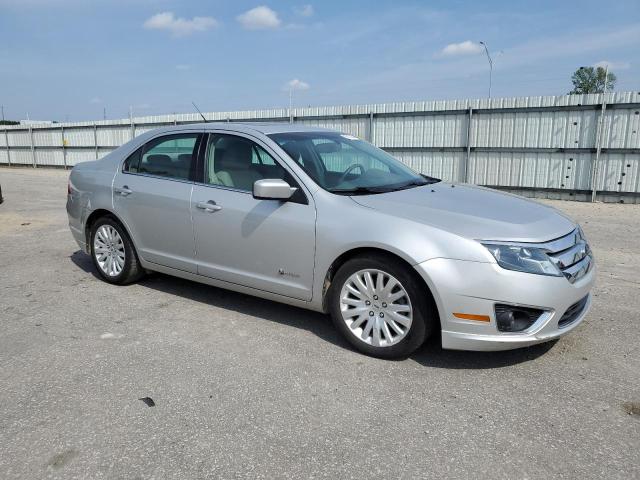 3FADP0L30AR134582 - 2010 FORD FUSION HYBRID SILVER photo 4