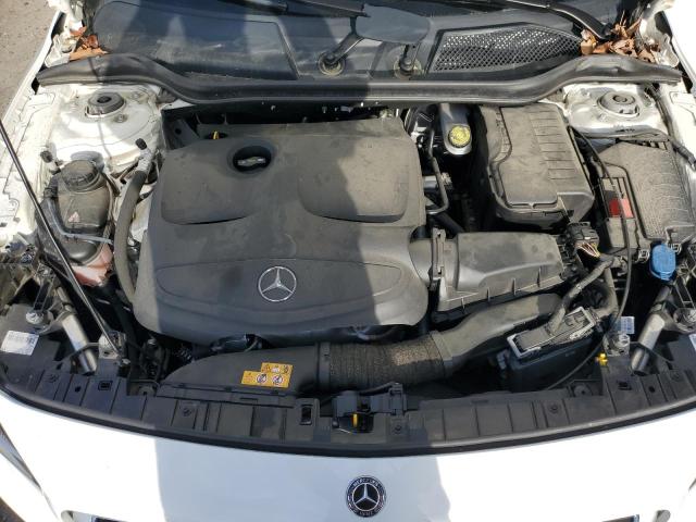 WDCTG4GBXKJ582204 - 2019 MERCEDES-BENZ GLA 250 4MATIC WHITE photo 12