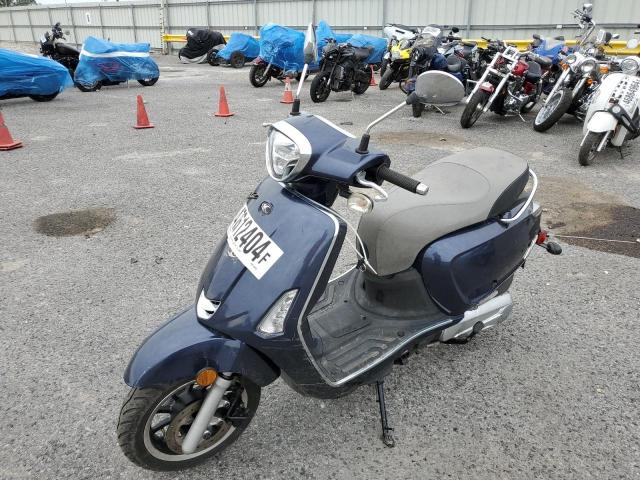 LC2DBJ146JC100720 - 2018 KYMCO USA INC LIKE 150 BLUE photo 2