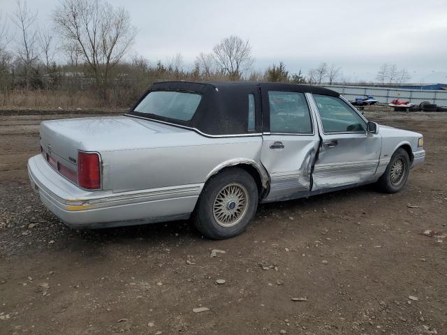 1LNLM82W0SY631087 - 1995 LINCOLN TOWN CAR SIGNATURE SILVER photo 3