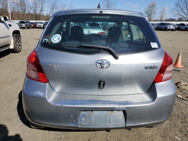 JTDJT923385215992 - 2008 TOYOTA YARIS SILVER photo 6