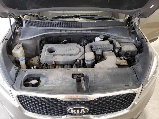 5XYPGDA30GG152049 - 2016 KIA SORENTO LX GRAY photo 11