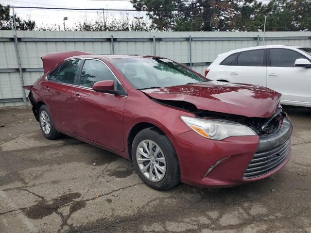 4T1BF1FK4HU716938 - 2017 TOYOTA CAMRY LE RED photo 4