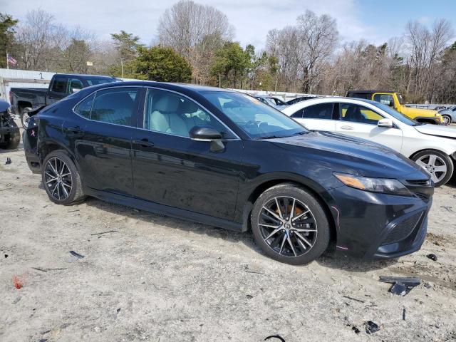 4T1G11AK1RU240578 - 2024 TOYOTA CAMRY SE NIGHT SHADE BLACK photo 4