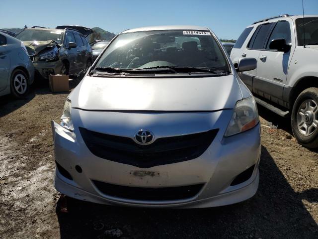 JTDBT923971054171 - 2007 TOYOTA YARIS SILVER photo 5