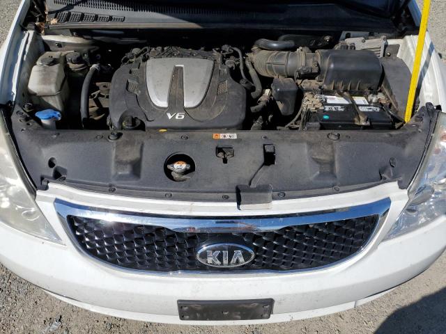 KNDMG4C79E6581029 - 2014 KIA SEDONA LX WHITE photo 12