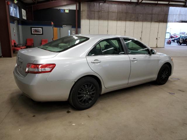 4T1BF3EK7BU739151 - 2011 TOYOTA CAMRY BASE SILVER photo 3