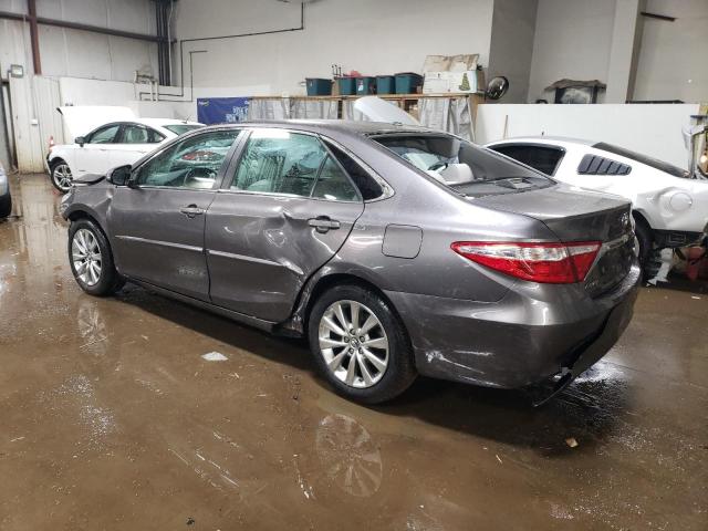 4T4BF1FK5GR523833 - 2016 TOYOTA CAMRY LE GRAY photo 2