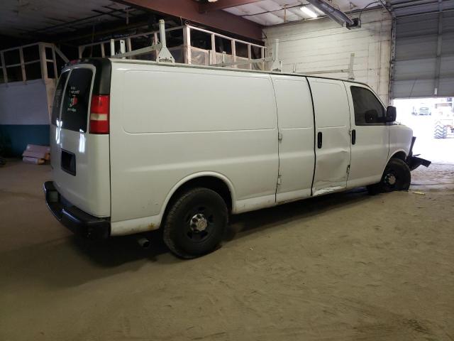 1GCWGGFA5C1147380 - 2012 CHEVROLET EXPRESS G2 WHITE photo 3