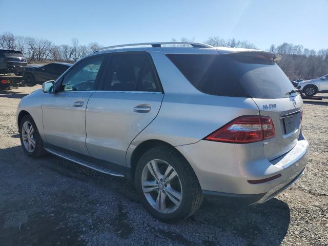 4JGDA5HB2CA031293 - 2012 MERCEDES-BENZ ML 350 4MATIC SILVER photo 2