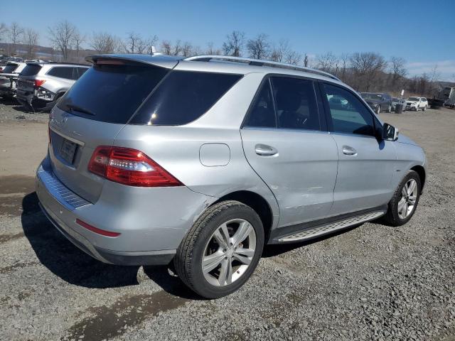 4JGDA5HB2CA031293 - 2012 MERCEDES-BENZ ML 350 4MATIC SILVER photo 3