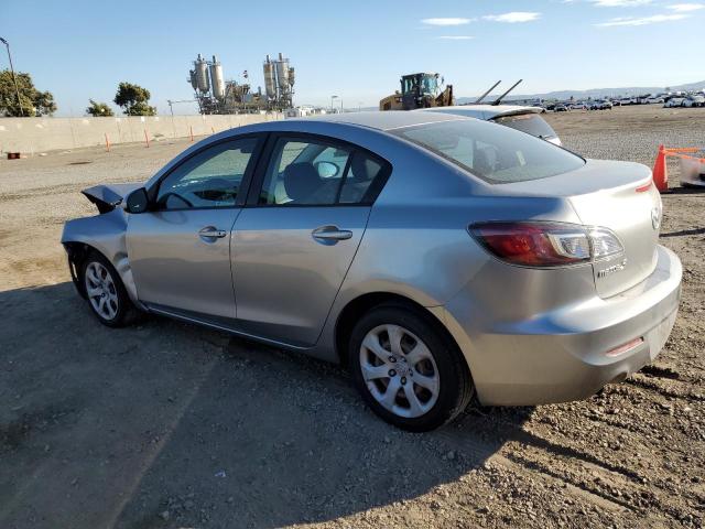 JM1BL1TG2D1766102 - 2013 MAZDA 3 I GRAY photo 2