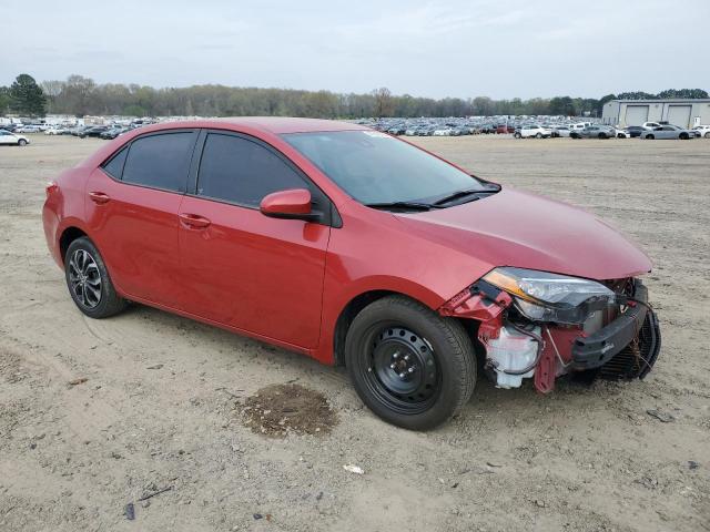 2T1BURHE5HC890188 - 2017 TOYOTA COROLLA L RED photo 4