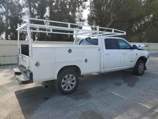 3C6UR5JLXNG217594 - 2022 RAM 2500 BIG HORN/LONE STAR WHITE photo 3