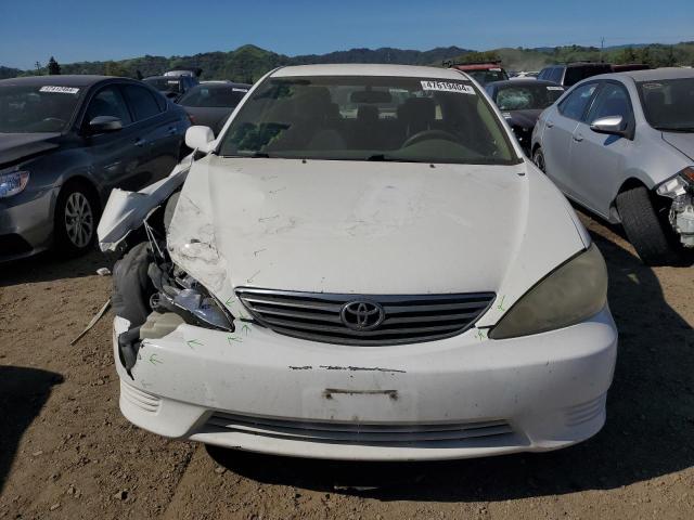 4T1BF30K76U624286 - 2006 TOYOTA CAMRY LE WHITE photo 5