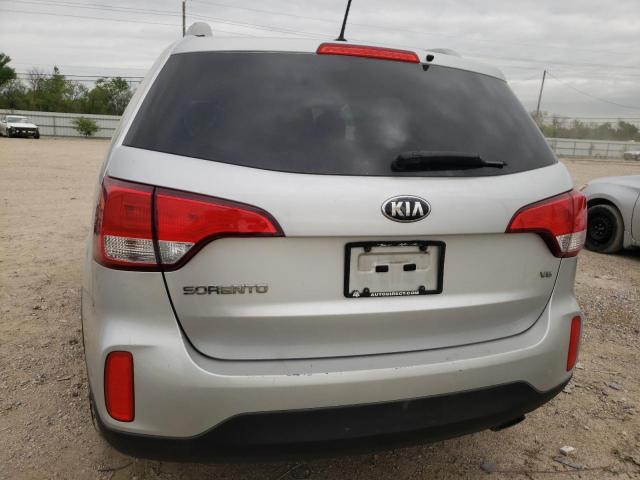 5XYKT4A72FG621648 - 2015 KIA SORENTO LX SILVER photo 6