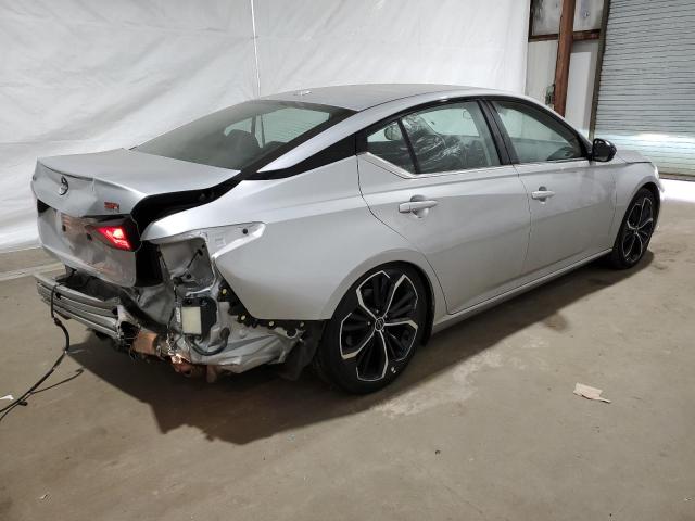 1N4BL4CV8PN342426 - 2023 NISSAN ALTIMA SR SILVER photo 3