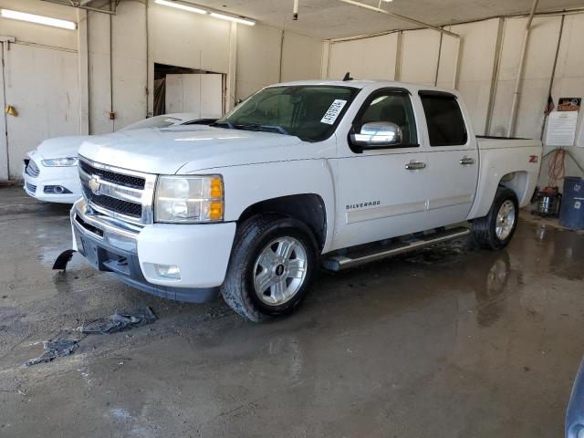 2011 CHEVROLET SILVERADO K1500 LT, 