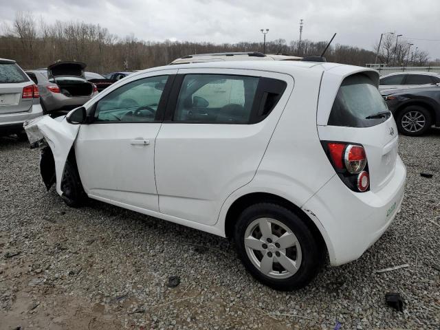 1G1JA6SH6F4184118 - 2015 CHEVROLET SONIC LS WHITE photo 2