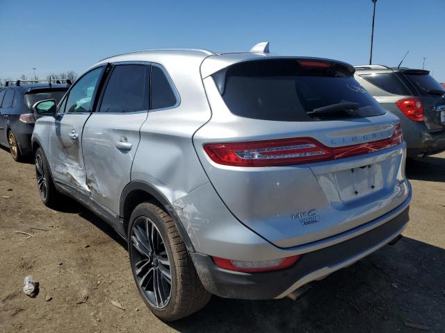 5LMTJ3DH7HUL70824 - 2017 LINCOLN MKC RESERVE SILVER photo 2