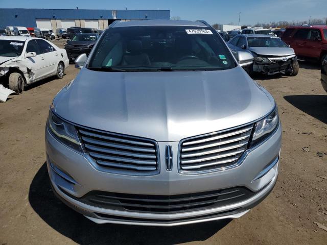5LMTJ3DH7HUL70824 - 2017 LINCOLN MKC RESERVE SILVER photo 5