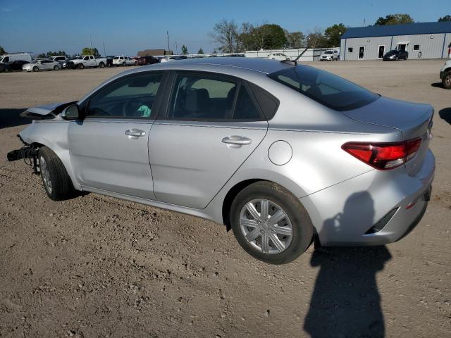 3KPA24AD7ME394939 - 2021 KIA RIO LX SILVER photo 2