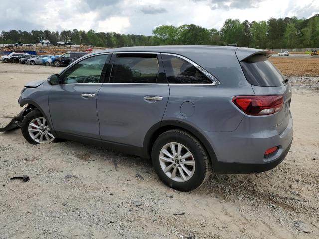 5XYPG4A5XLG613530 - 2020 KIA SORENTO S GRAY photo 2