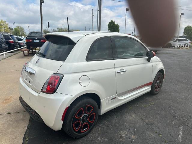 3C3CFFGE1ET225400 - 2014 FIAT 500 ELECTRIC WHITE photo 4