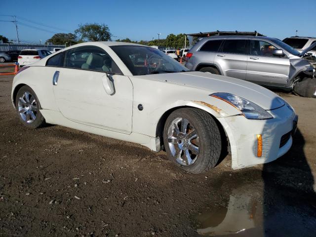 JN1AZ34E25M651361 - 2005 NISSAN 350Z COUPE WHITE photo 4