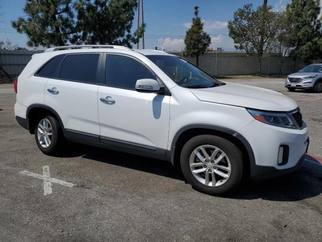 5XYKT4A64EG474786 - 2014 KIA SORENTO LX WHITE photo 4