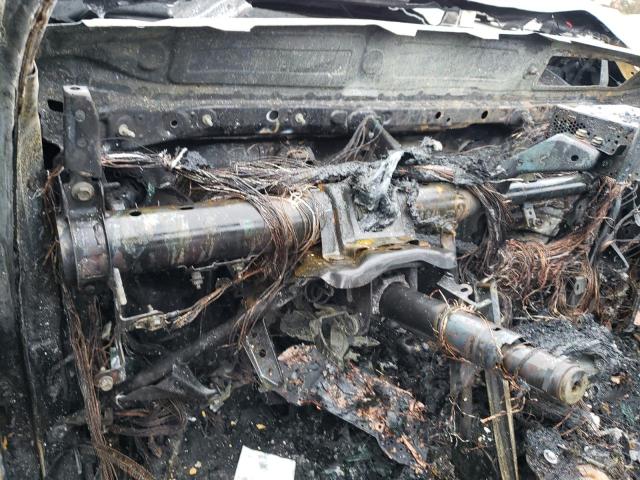 5TDHZRBHXNS578482 - 2022 TOYOTA HIGHLANDER XLE Blanco foto 9