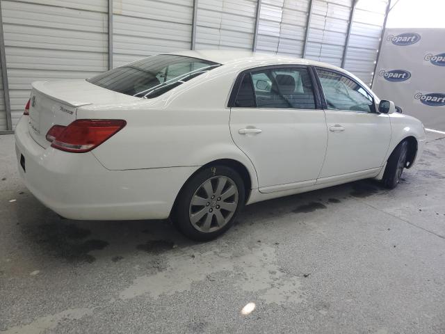 4T1BK36B65U004434 - 2005 TOYOTA AVALON XL WHITE photo 3