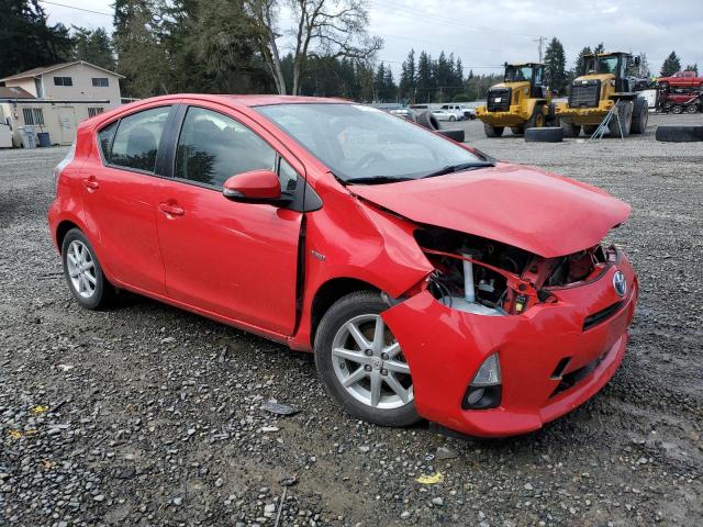 JTDKDTB31D1529026 - 2013 TOYOTA PRIUS C RED photo 4